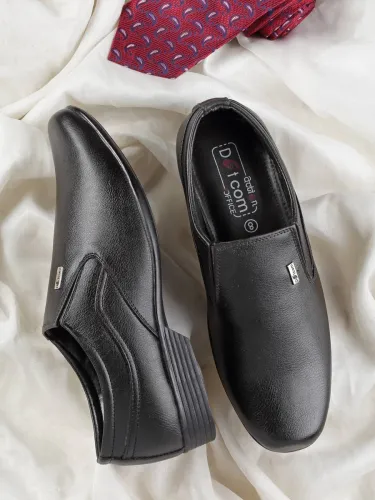 Image of action Lightweight Comfortable Trendy Casuals 