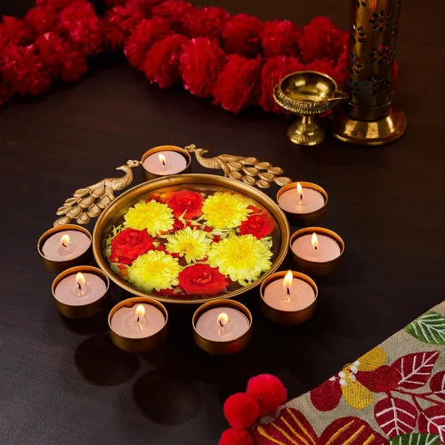 Image of Amazon Brand - Solimo Gold Polished Metallic Flower