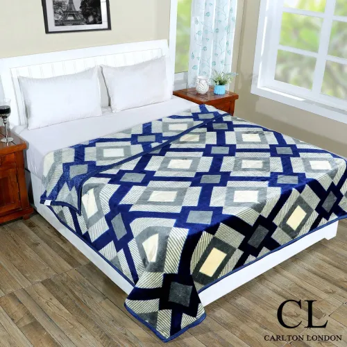 Image of CARLTON LONDON Floral Double Mink Blanket for Heavy Winter