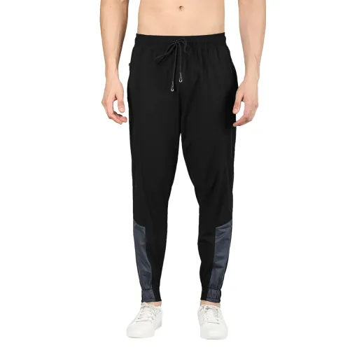 Image of CHKOKKO Regular Fit Track Pant (3)