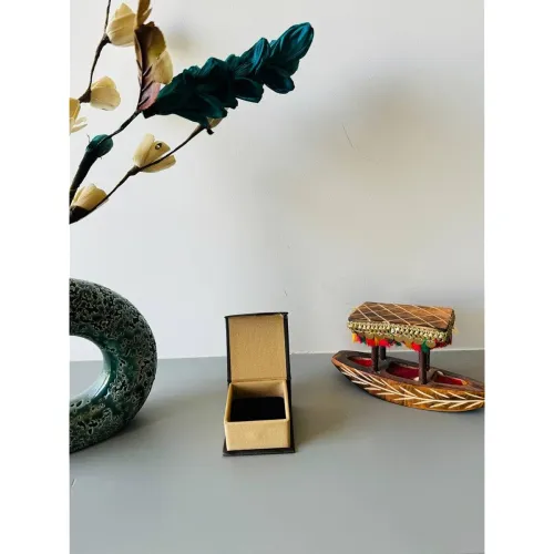 Image of DOOR STEP SHOPPING Jewellery Velvet Earring