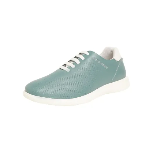Image of Duke Men Solid Sneakers
