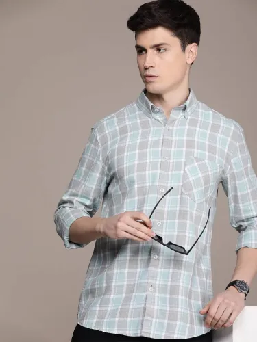 Image of French Connection Men Slim Fit Checkered Casual Shirt