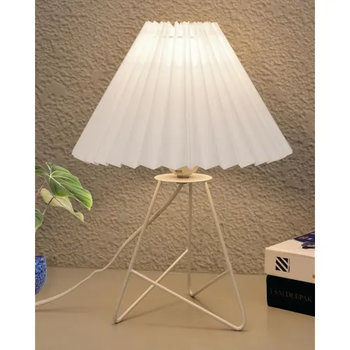 Image of Homesake®Retro Down to The Wire Metal Table Lamp