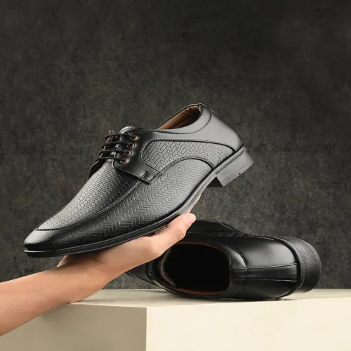 Image of INVICTUS Men Formal Derby Shoes