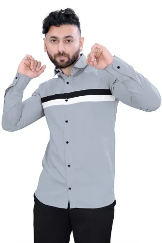 Image of Kuki Men Regular Fit Striped Spread Collar Casual Shirt