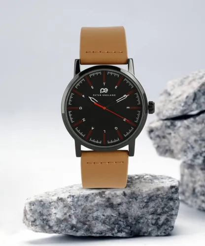 Image of PETER ENGLAND analog watch.