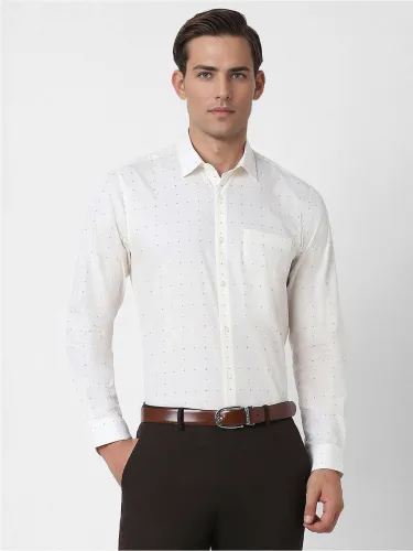 Image of PETER ENGLAND Men Slim Fit Printed Spread Collar Casual Shirt