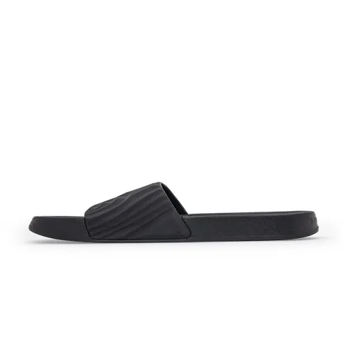 Image of Red Tape Men Self Design Sliders