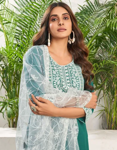 Image of Samah Women Cotton Blend Kurta Pant Dupatta Set