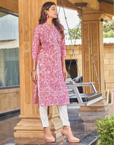 Image of Skylee Women Chikan Embroidery Cotton Blend Straight Kurta (Multicolor)
