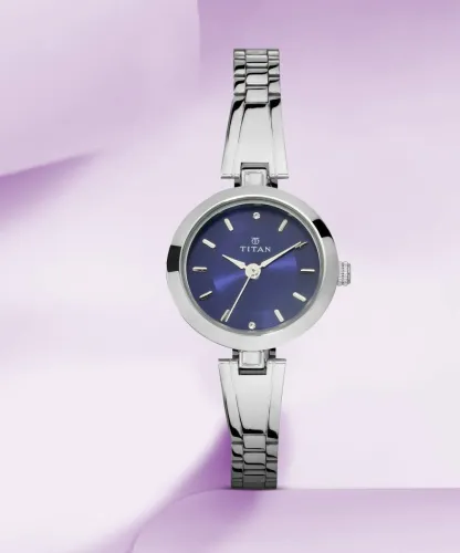 Image of Titan Karishma Analog Watch - For Women NP2598SM04.