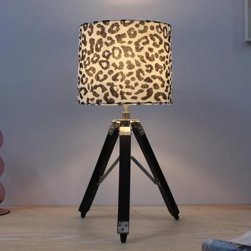 Image of tu casa Classic Vintage Tripod Black Mangowood Table Lamp for Home Decoration