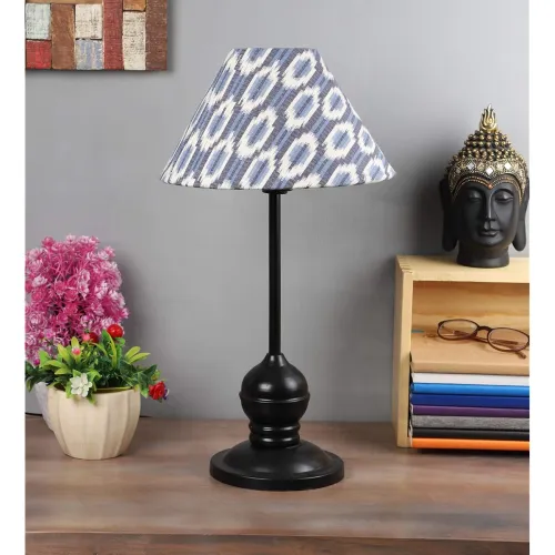 Image of tu casa Table Lamps Black Metal Base