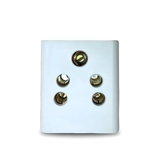Image of Upix 3 Pin Multi Plug Socket (Pack of 1)