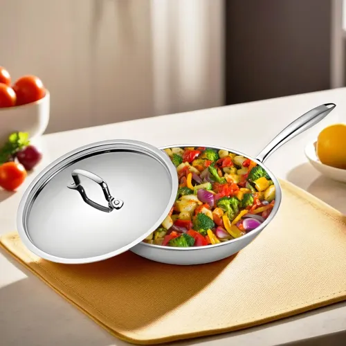 Image of USHA SHRIRAM Triply Frying Pan with Lid, 1.5L, 22cm Diameter, 2.5mm Thickness