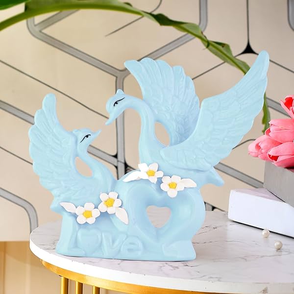 Image of Amazon Basics Topflight Precision Love Birds Figurine for Home Décor