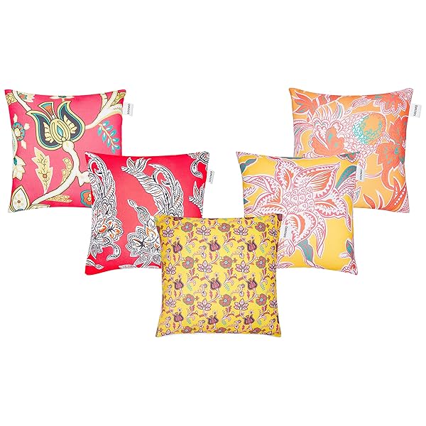 Image of Amazon Brand - Solimo Polstee Polyester Printed Cushion Covers