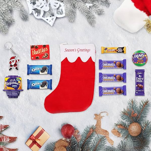 Image of Cadbury assorted treats with Christmas stocking and key chain, 630.5 g