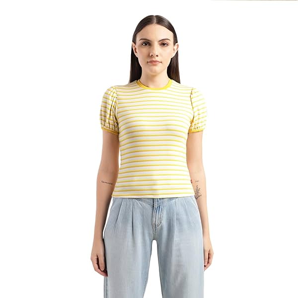 Image of Levi's Women's Regular Fit T-Shirt