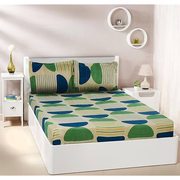 Image of Solimo Polyester King Bedsheet Set (144 TC, Multi, 120 GSM)