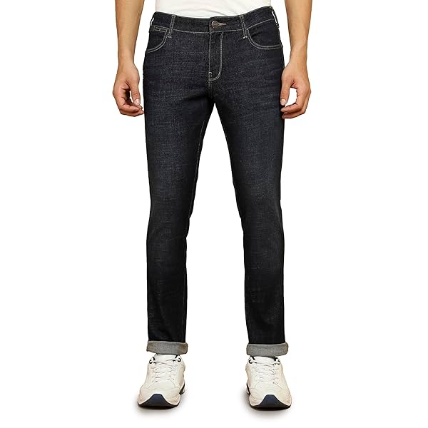 Image of Wrangler Men's Skanders Slim Fit Low-Rise Jeans