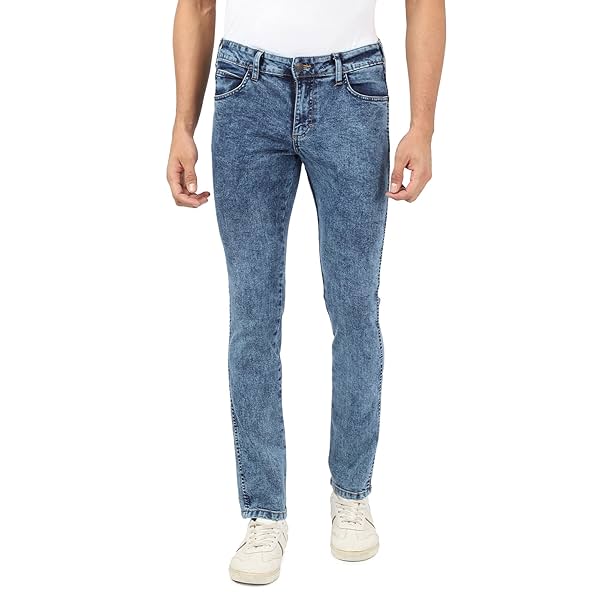 Image of Wrangler Men's Skanders Slim Jeans