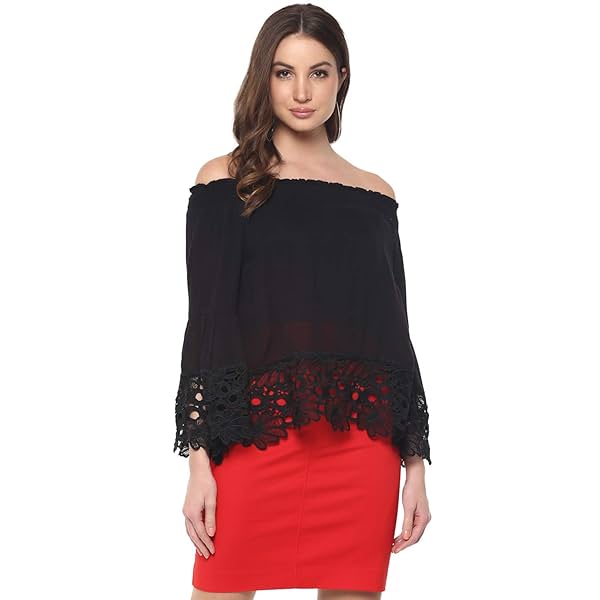 Image of mayra Black Lace Top